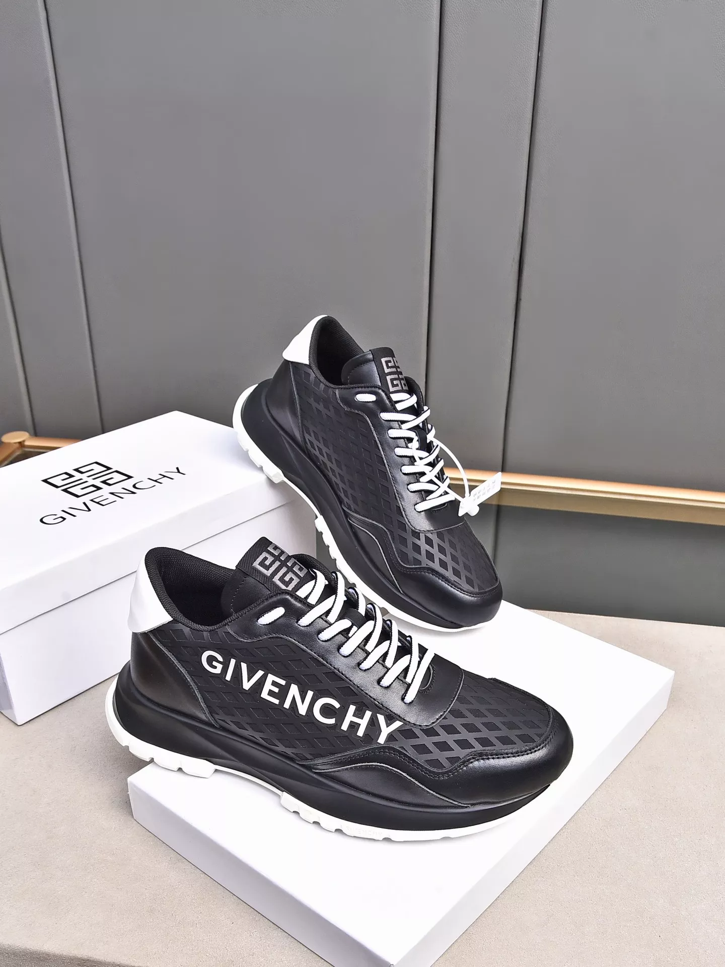 givenchy decontractees chaussures pour homme s_12b53b73